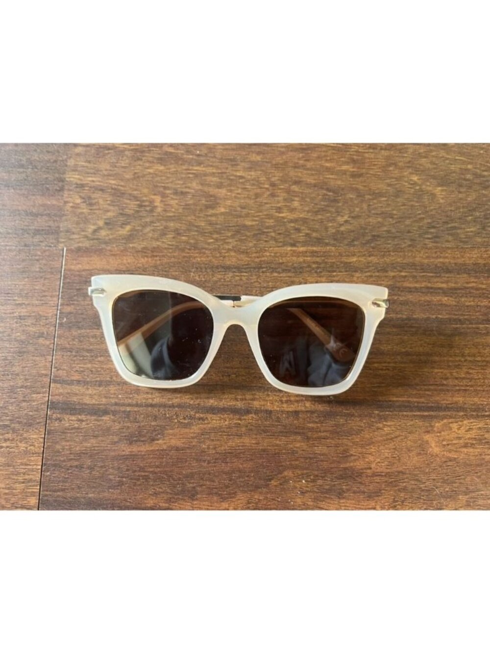 Cream Ivory Wayfarer Cat Eye Sunglasses Gold Temple Detail Brown Smoke Lens Retr